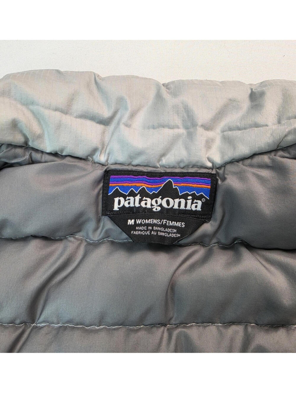 Patagonia Nano Puff Silver Gray Goose Down Sweater Puffer Jacket Womens Medium M - Picture 7 of 7